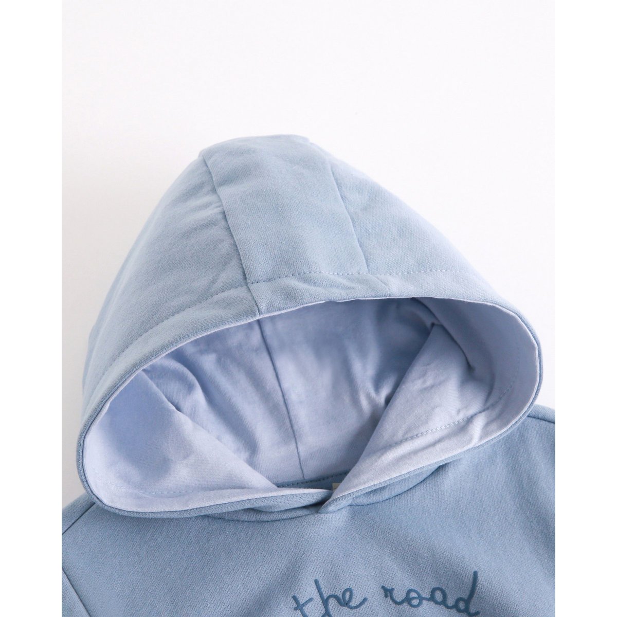 Geborstelde Kinderhoodie met Print op de Voorkant – 2-6 jaar