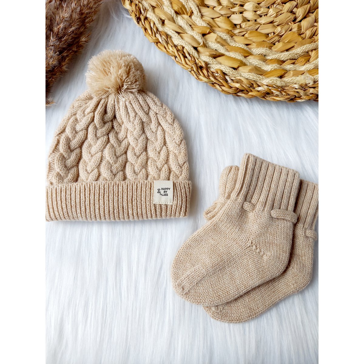 Merino baby muts & slofjes beige