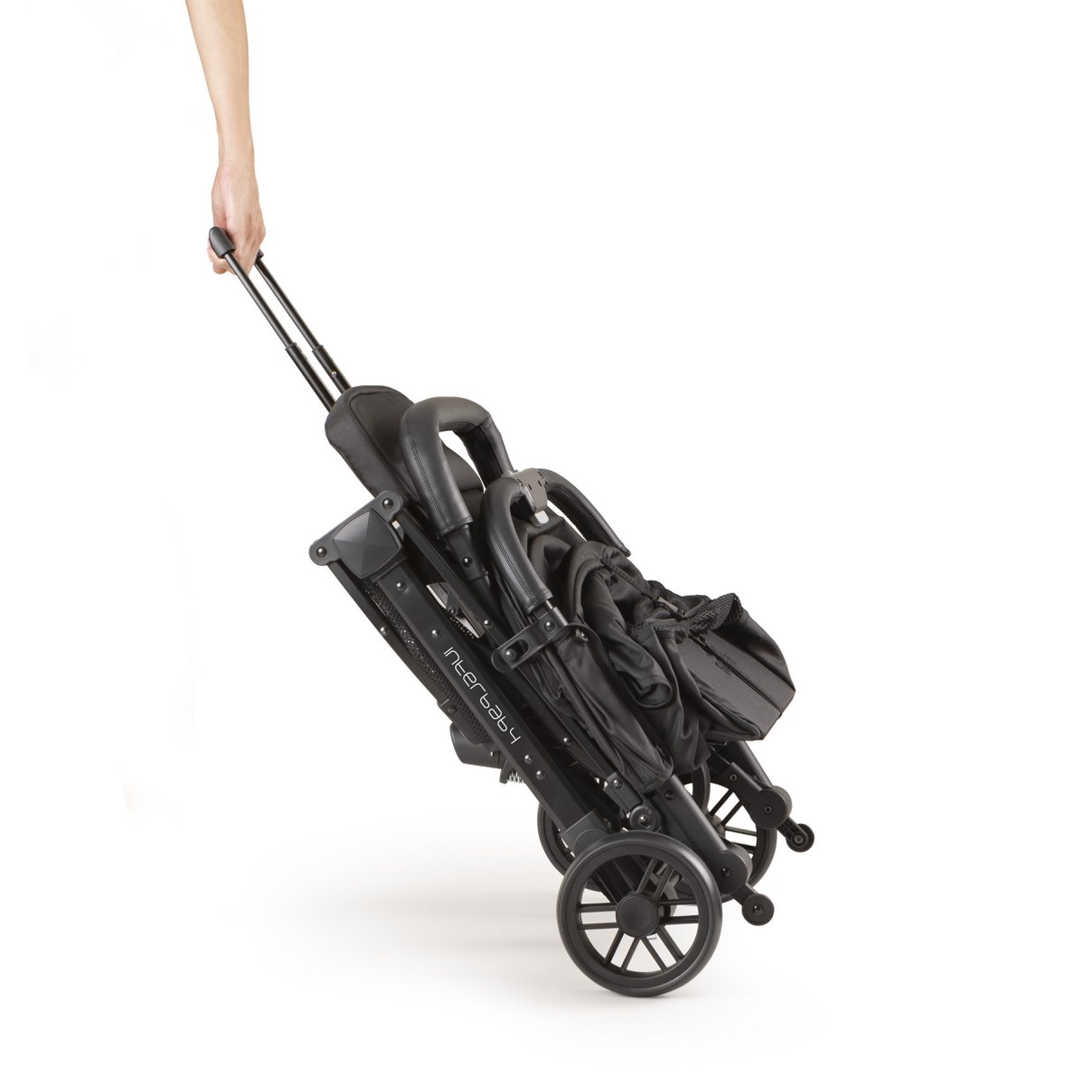 Ingeklapte beige Minimum Space Plus wandelwagen