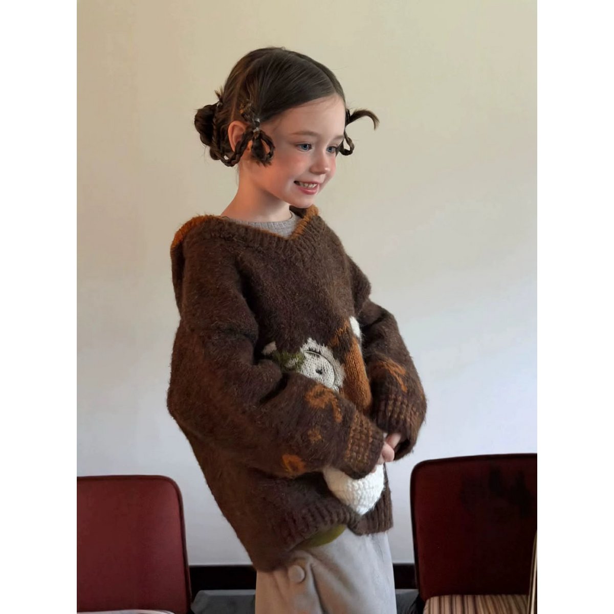 Margot Gebreide Kindertrui met Kattenmotief