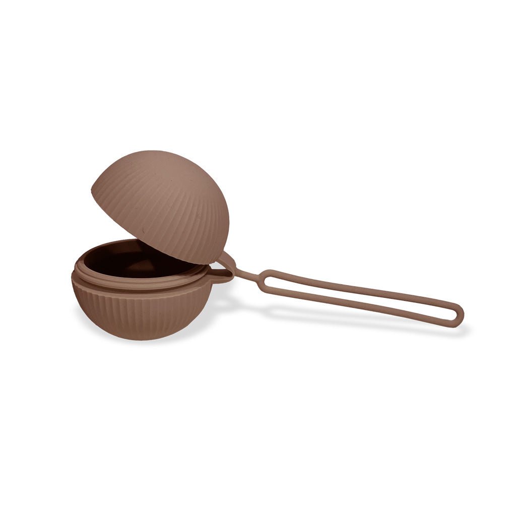 Camille spenendoosje voor fopspenen – Chocolate Malt