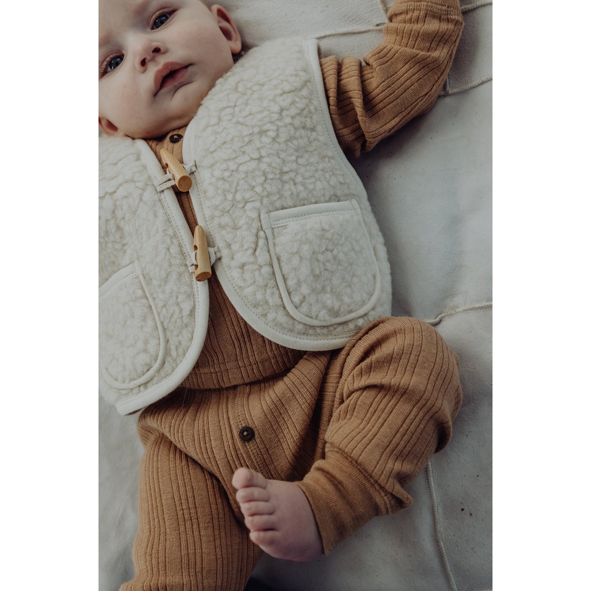 Henley-top van wollen ribstof - Fawn