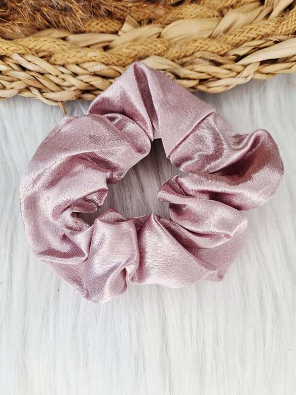 satijnen scrunchie oudroze