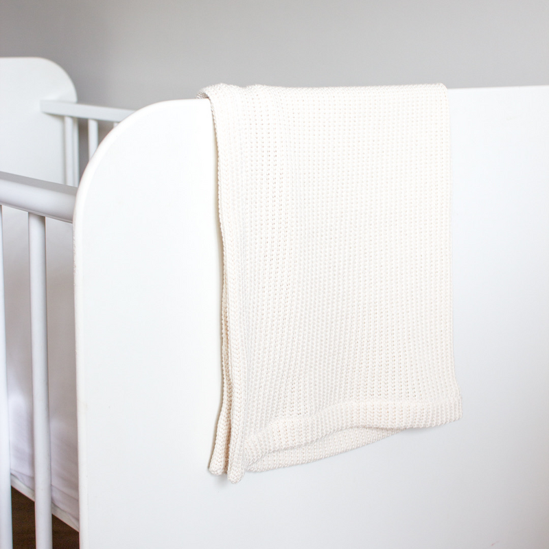 Detail van de grove breitel van de natural babydeken