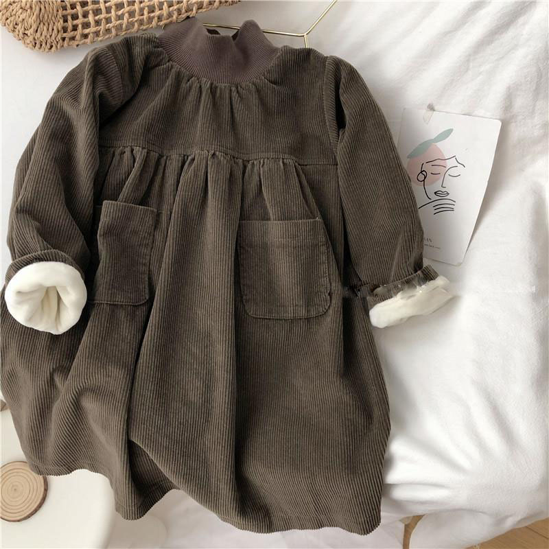 Corduroy Meisjesjurk met Hoge Hals en Zakken