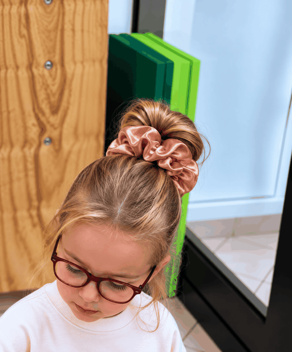 Luxe satijnen scrunchie Dark peach