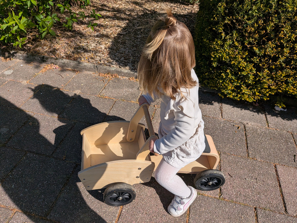 Kinderfeets houten bakloopfiets met bak | Vanaf 12 maanden
