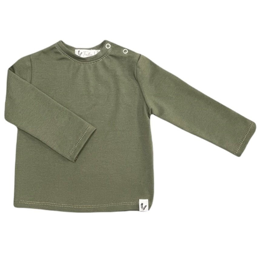 Handgemaakte Juniper babyset close-up van de stof