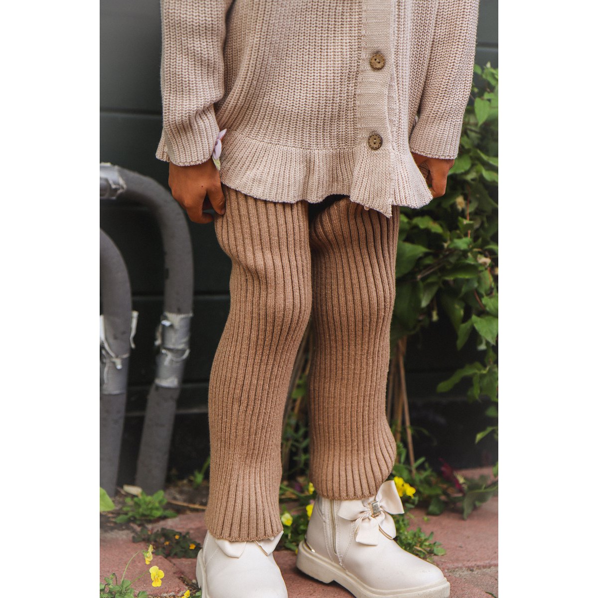 Scarlett Gebreide Kinderbroek – Warm Ribkatoen